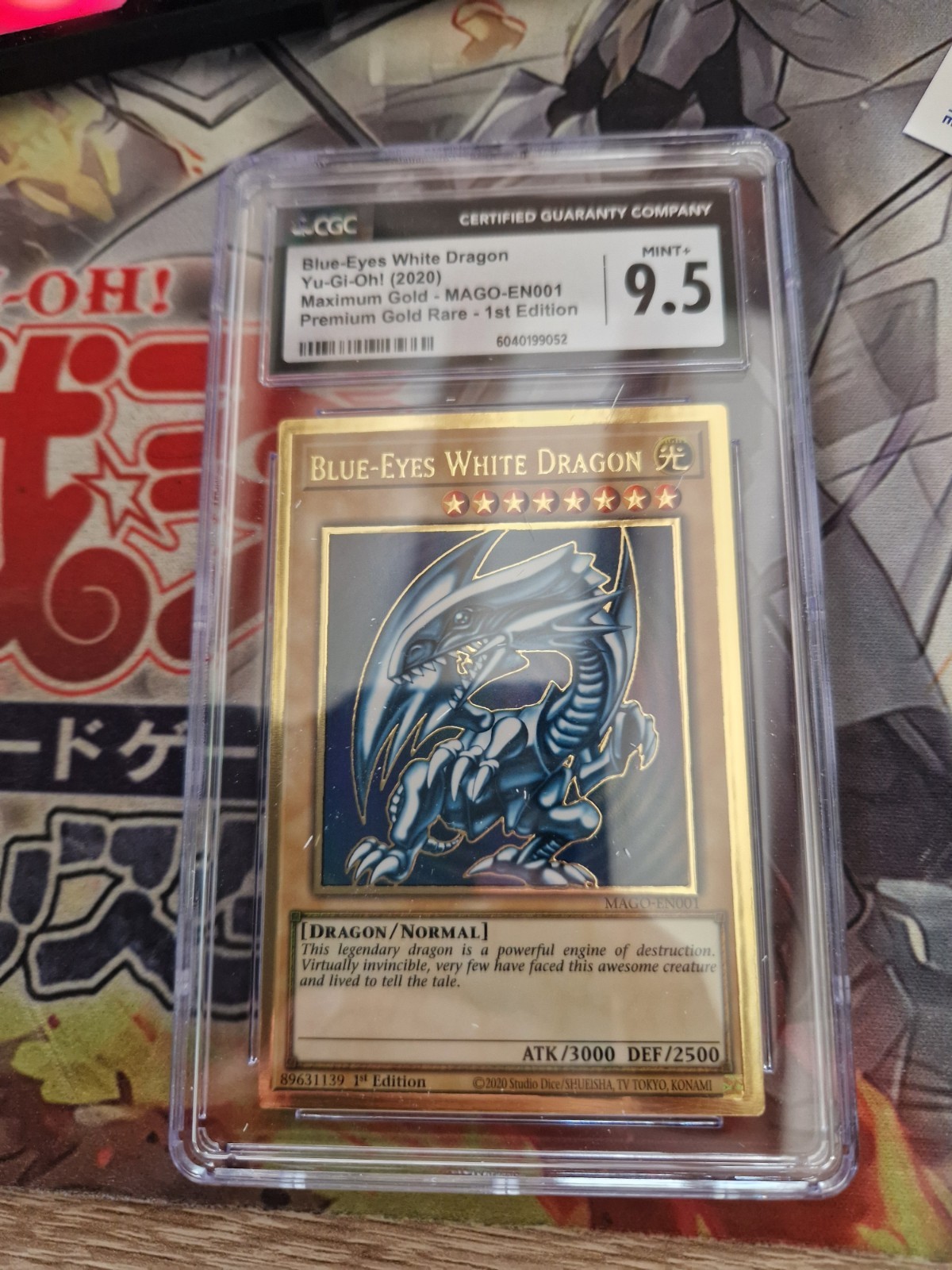 Blue Eyes White Dragon MAGO en001 English Prenium Gold Graded 9.5 CGC (MAGO fr001