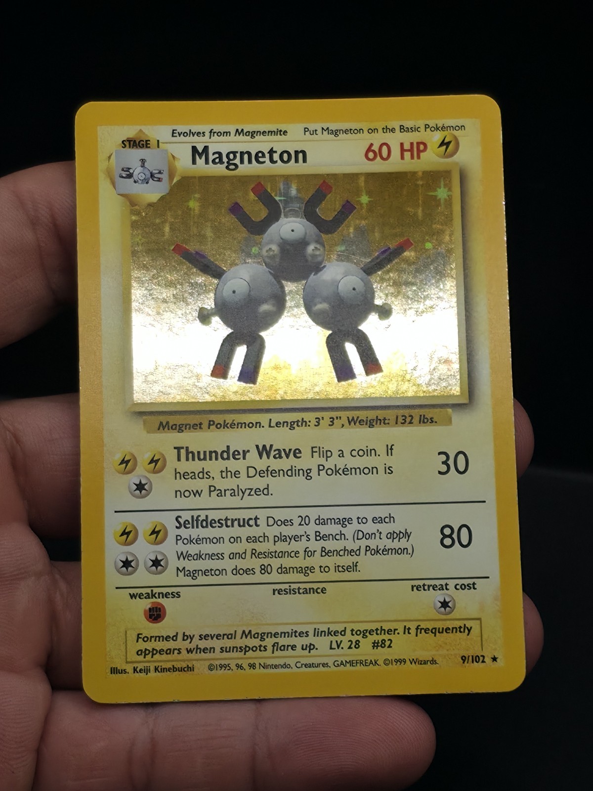 Magneton 009/102 Base Set Holo