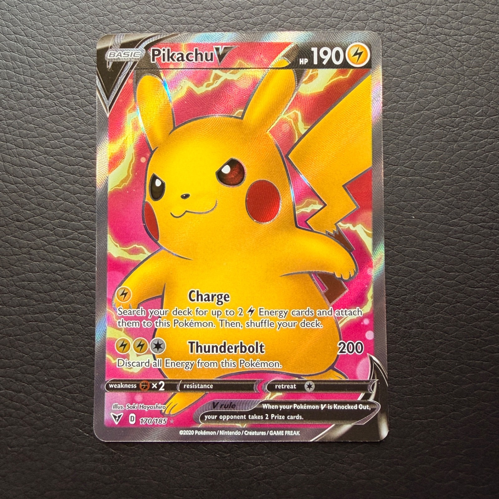 Pokémon TCG Pikachu V 170/185 Vivid Voltage
